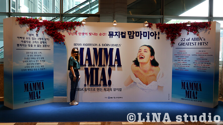 マンマミーア韓国公演_看板と私